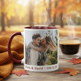 Caneca Foto de Casal Feliz no Casamento