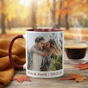 Caneca Foto de Casal Feliz no Casamento