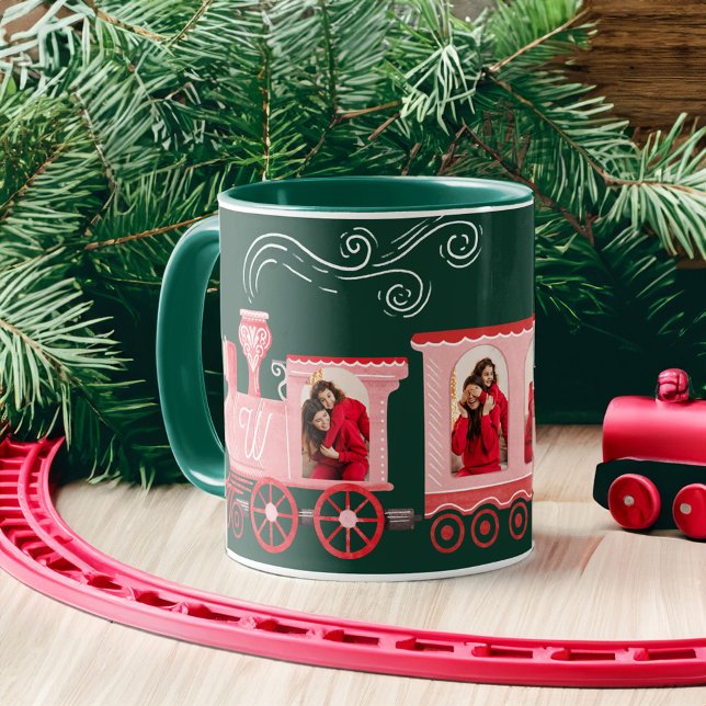 Caneca Foto de Entrega da Árvore de Natal do trem de Vint (Pink Vintage Train Christmas Tree Delivery Photo Mug)