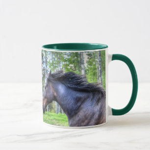 Caneca Foto preta Running do cavalo de Percheron do