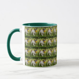 Caneca Fox Terrier Com Sua Bola, Verde, Coffee Mug.