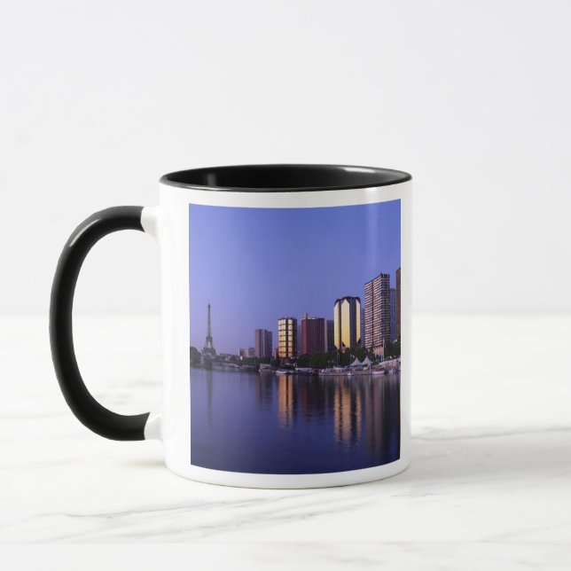 Caneca Frente do Sena e Torre Eiffel, Paris, França (Esquerda)