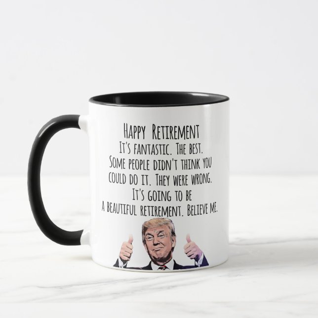 Caneca Funny Trump Retirement, MAGA Political Humor (Esquerda)