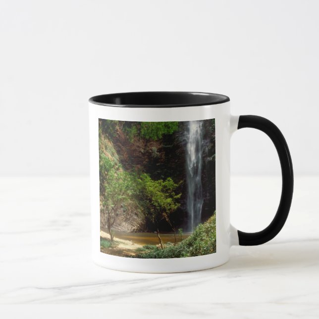 Caneca Gana: Cachoeira Wli, também conhecida como Cachoei (Direita)