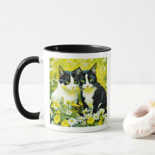 Caneca Gato Adorável Personalizado em um campo de Daisies