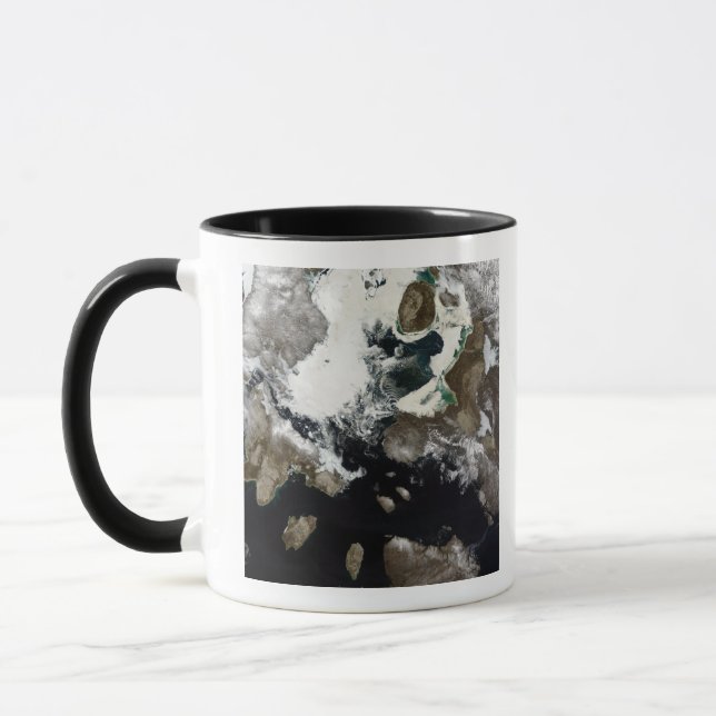 Caneca Gelo e sedimentos marinhos visíveis em Nunavut, Ca (Esquerda)