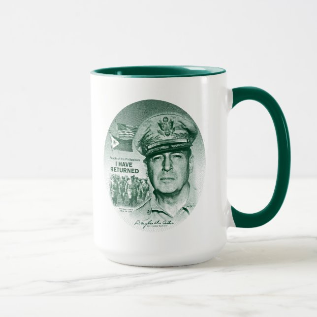 Caneca Gerador MacArthur Eu retornou (o impressão verde) (Direita)