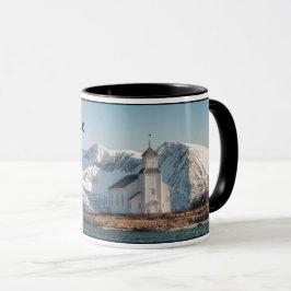 Caneca Gimsoy Church Lofoten Noruega