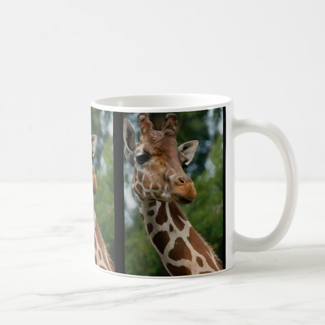 Caneca Giraffe abre presentes de arte (Direita)