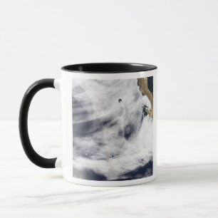 Caneca Glória sobre o Oceano Pacífico