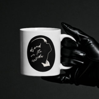 Caneca Goth Girl Aesthetic Dread Inside Dead Ghost Girl