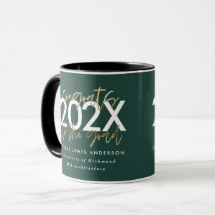 Caneca graduação em na moda de roteiros modernos verdes e