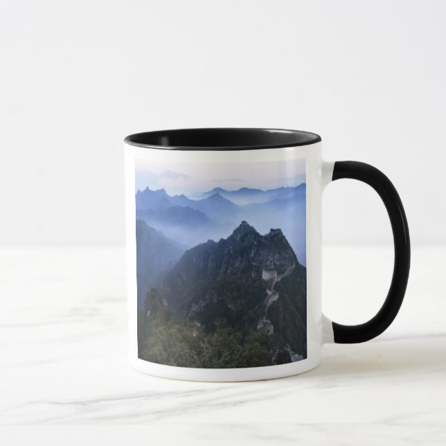 Caneca Grande Muralha na névoa da manhã cedo, China (Direita)
