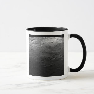 Caneca Grandes crateras no planeta Mercury