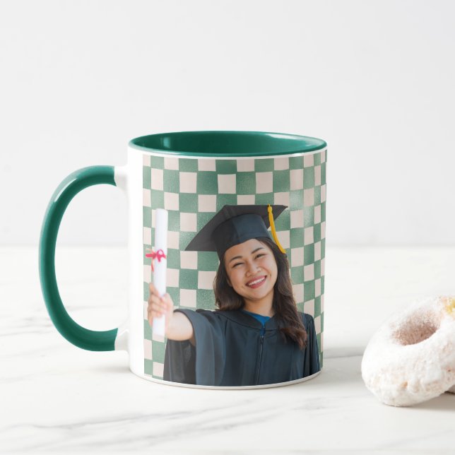 Caneca Green Checkered Personalized Portrait Graduation (Com Donut)