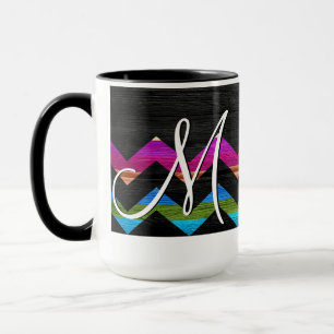 Caneca Grelhas De Chevron Coloridas Na Madeira #11