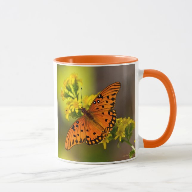 Caneca Gulf Fritillary aka Passion Butterfly on Goldenrod (Direita)