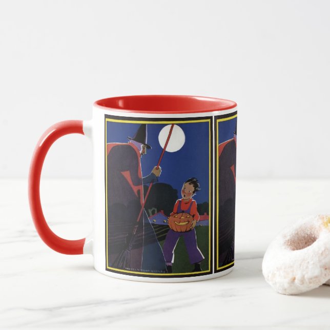 Caneca Halloween Antigo, Bruxa Assustadora com Menino (Com Donut)