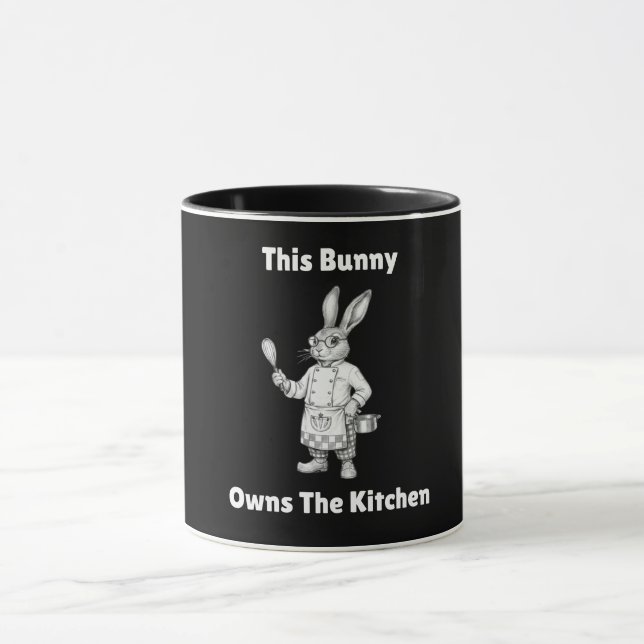 Caneca Happy Easter Bunny This Bunny Owns The Kitchen (Centro)