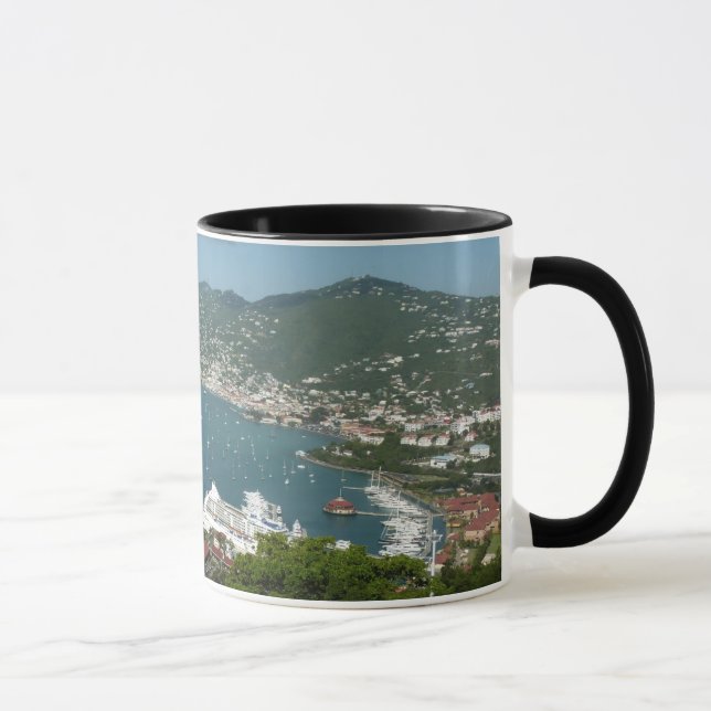 Caneca Harbor em Ruas. Thomas Ilhas Virgens dos EUA (Direita)