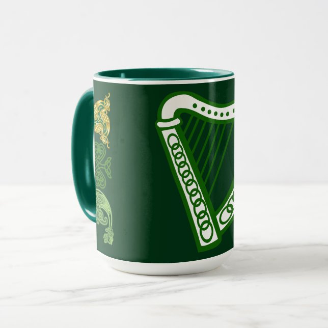 Caneca Harp Celtic do Dia Irlandês de Hunter Green Saint  (Frente Esquerda)