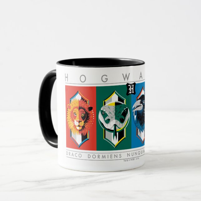 Caneca Harry Potter | Brasões das Casas de HOGWARTS™ (Frente Esquerda)