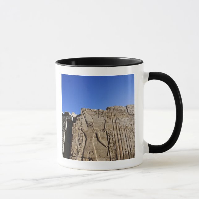 Caneca Hieróglifos antigos na parede, Templo de Karnak, (Direita)