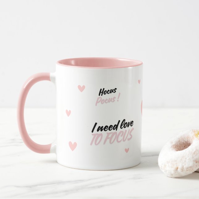 Caneca Hocus Pocus I need love to focus (Com Donut)