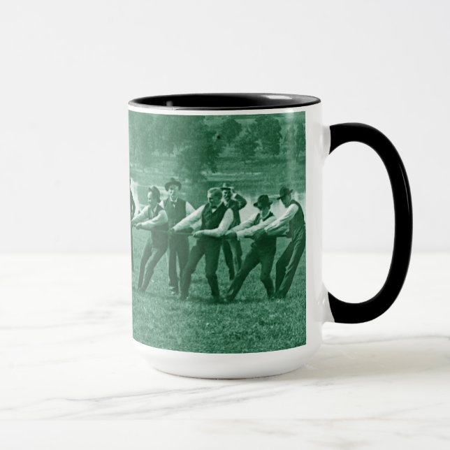 Caneca Homem de 1890 Tug-O-War Tug de Guerra Foto verde (Direita)
