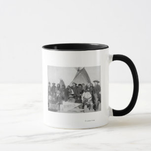 Caneca Homens brancos (que incluem Buffalo Bill) e Lakota