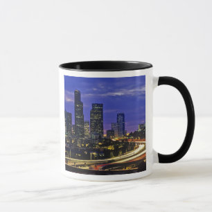 Caneca horizonte de Seattle, Washington à noite