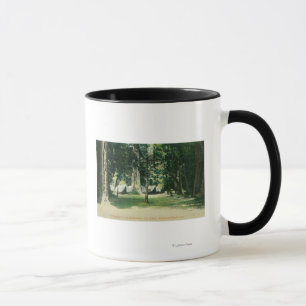 Caneca Ideia de um acampamento nas sequóias vermelhas