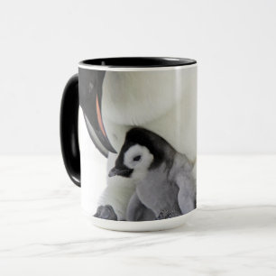 Caneca Ilha do monte da neve do pinguim de imperador  
