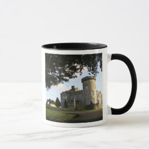 Caneca Irlanda, a entrada lateral do Castelo Dromoland.