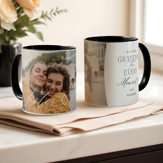 Caneca Irmã Script Heart Grateful A Cada Momento (Sister Script Heart Grateful Every Moment Photo Mug)