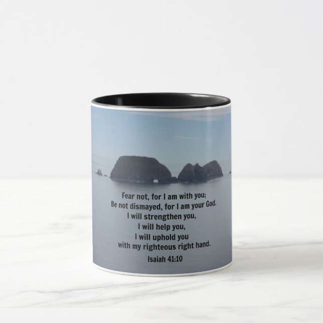 Caneca Isaiah 41:10 Não tenha medo, pois estou com você (Centro)