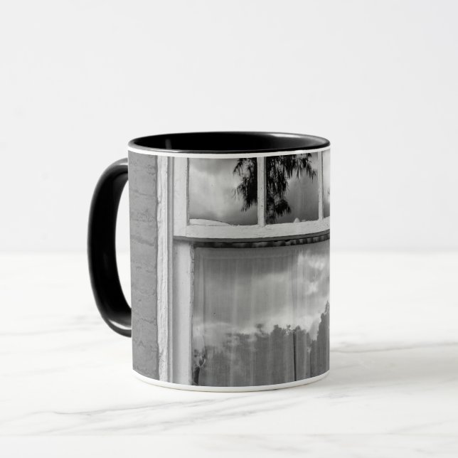 Caneca Janela Antiga (6) (Frente Esquerda)