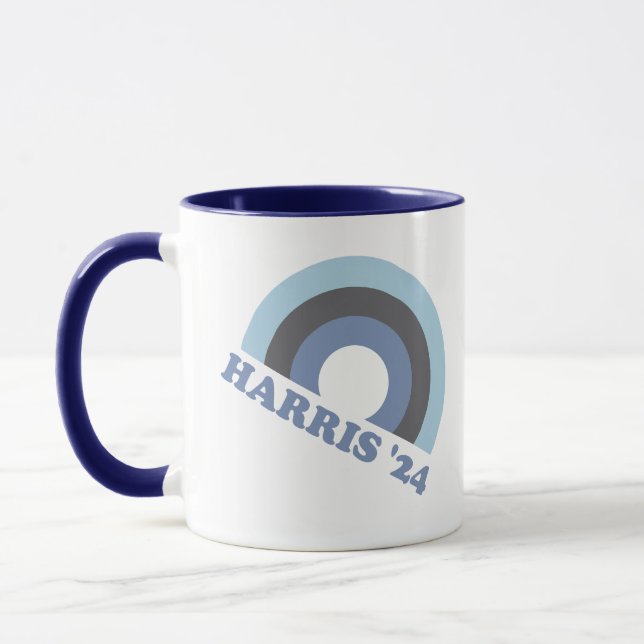 Caneca Kamala Harris 2024 Arco-íris Retro (Esquerda)