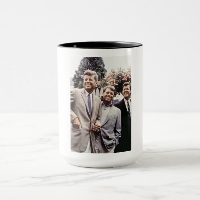 Caneca Kennedy Brothers, Presidente John, Robert & Ted (Centro)