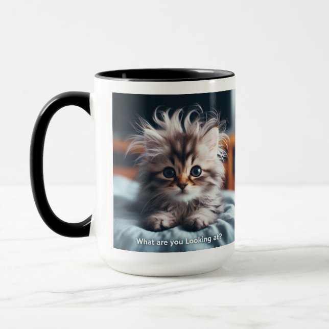 Caneca Kitten acordando perguntando "O que você está olha (Esquerda)