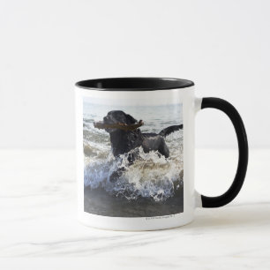 Caneca Labrador retriever preto que funciona através do