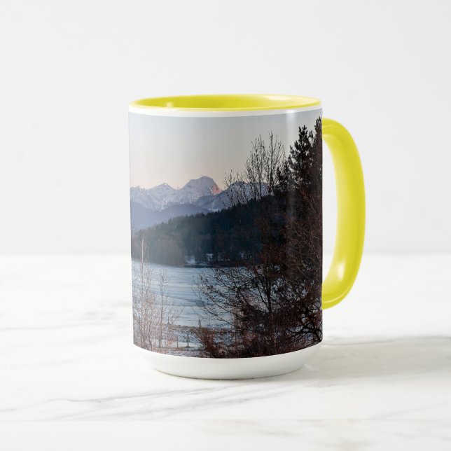 Caneca lago (Frente Esquerda)