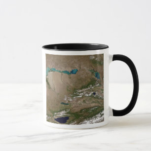 Caneca Lago Balkhash no leste do Cazaquistão