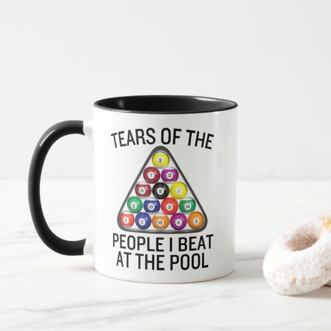 Caneca Lágrimas das Pessoas que eu bati na Piscina Engraç (Com Donut)