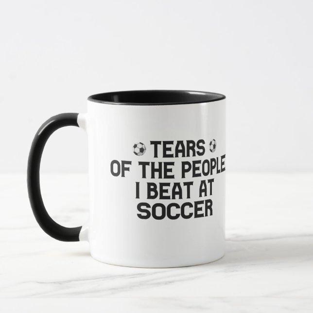 Caneca Lágrimas Das Pessoas Que Eu Bato No Soccer Engraça (Esquerda)