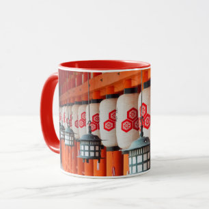 Caneca Lanternas dentro do Santuário Itsukushima