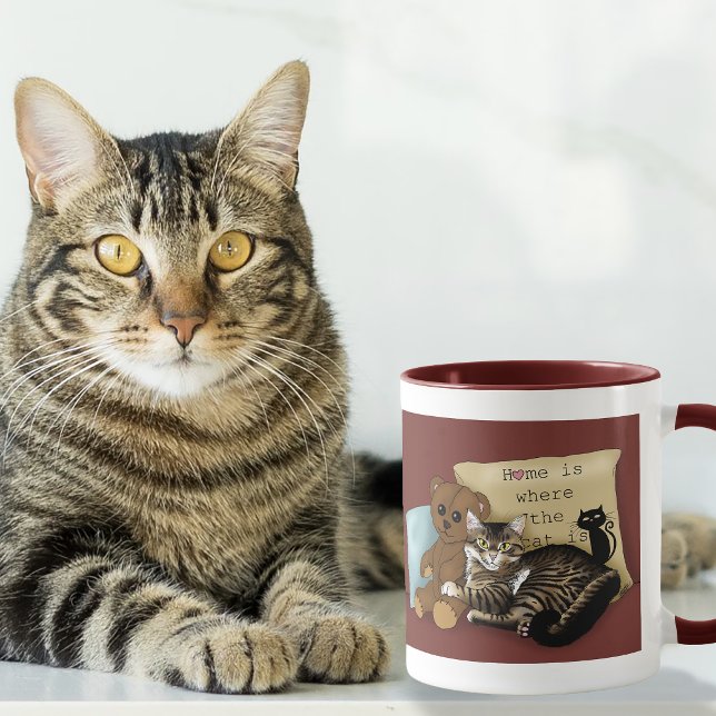 Caneca Lar Burgundy Caprichoso Gato Tabby Casa (Criador carregado)