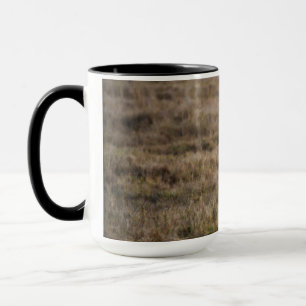 Caneca Leão Africano na Grama