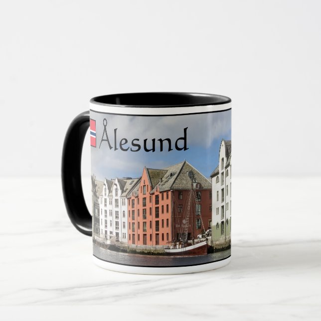 Caneca Lembrança de Alesund Noruega (Frente Esquerda)