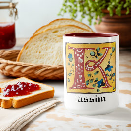 Caneca Letra Floral Iluminada Medieval K Monograma Mug